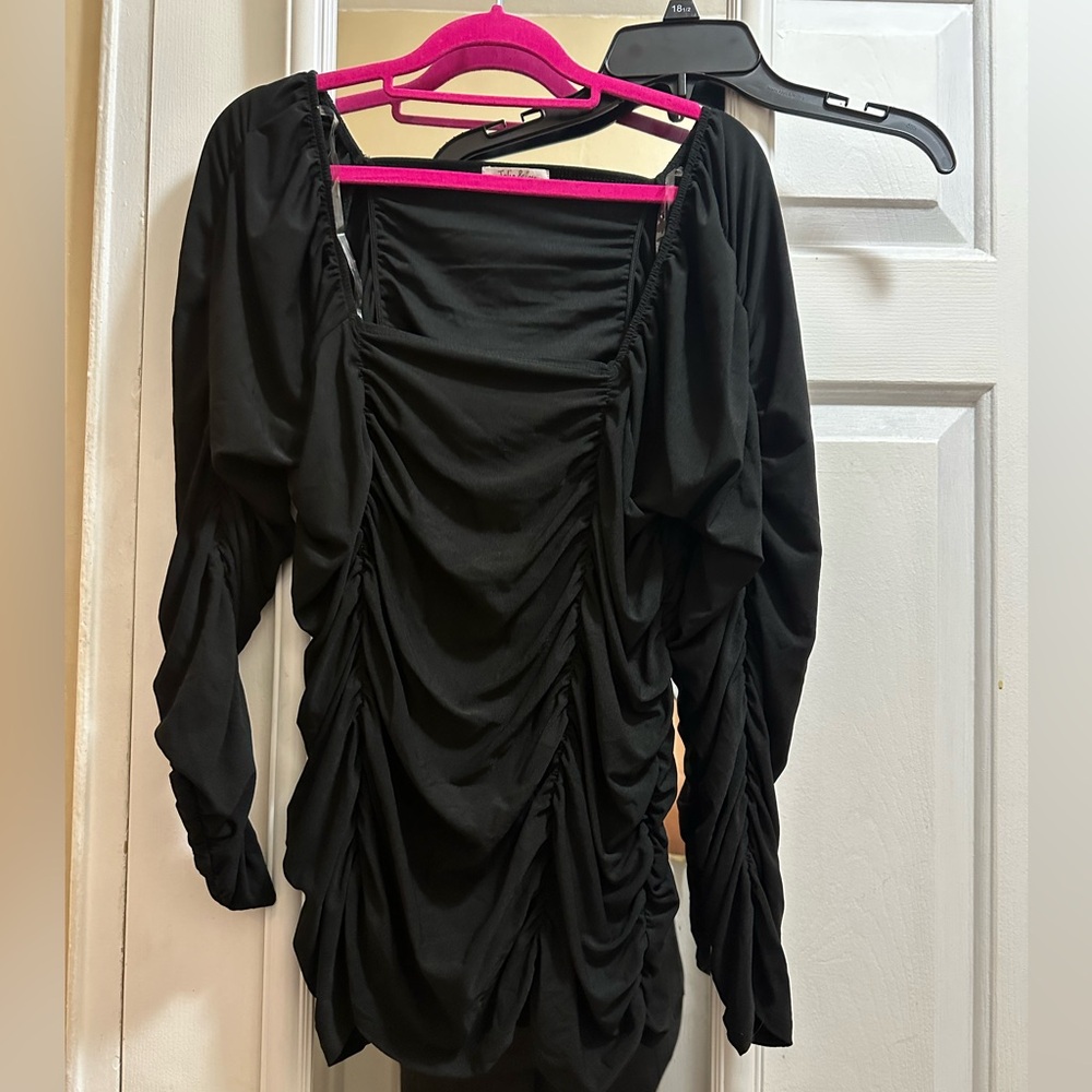 1X ruched long sleeve top